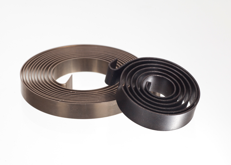 vzmetni elementi iz plocevine traku stupica